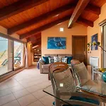 Romantic Sea Loft Sea-front Terrace And Parking