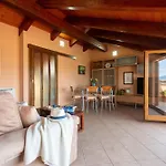 Romantic Sea Loft Sea-front Terrace And Parking