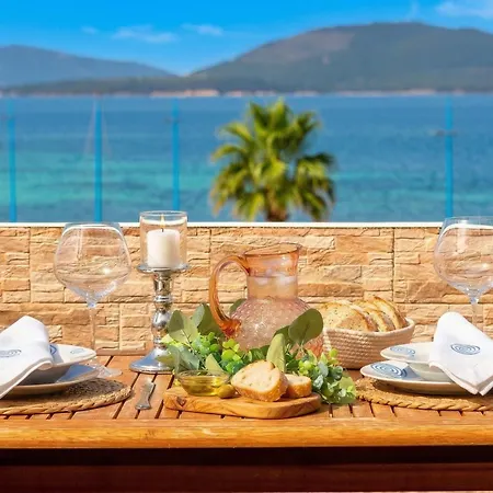 Romantic Sea Loft Sea-front Terrace And Parking