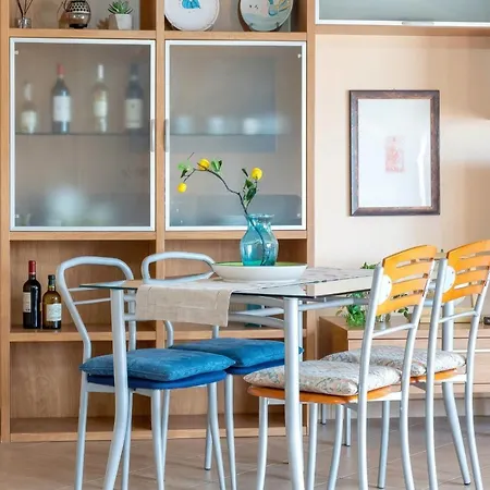 דירה Romantic Sea Loft Sea-front Terrace And Parking *