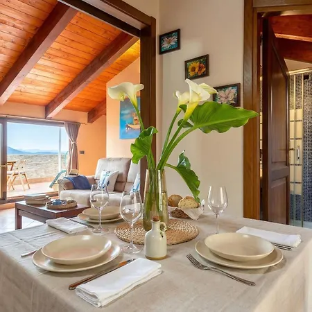 דירה Romantic Sea Loft Sea-front Terrace And Parking